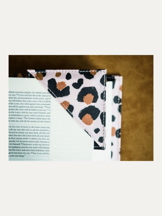 Marca Página de Tecido Oncinha I 3X3